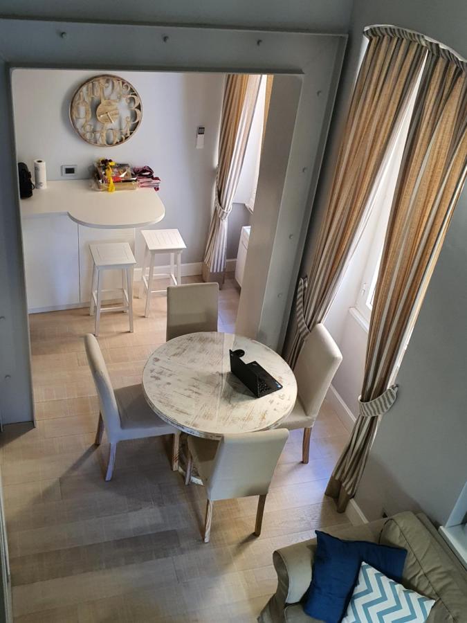 La Casa Di Tommy Apartment Рапало Екстериор снимка