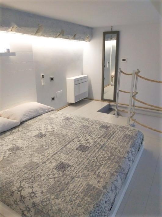 La Casa Di Tommy Apartment Рапало Екстериор снимка