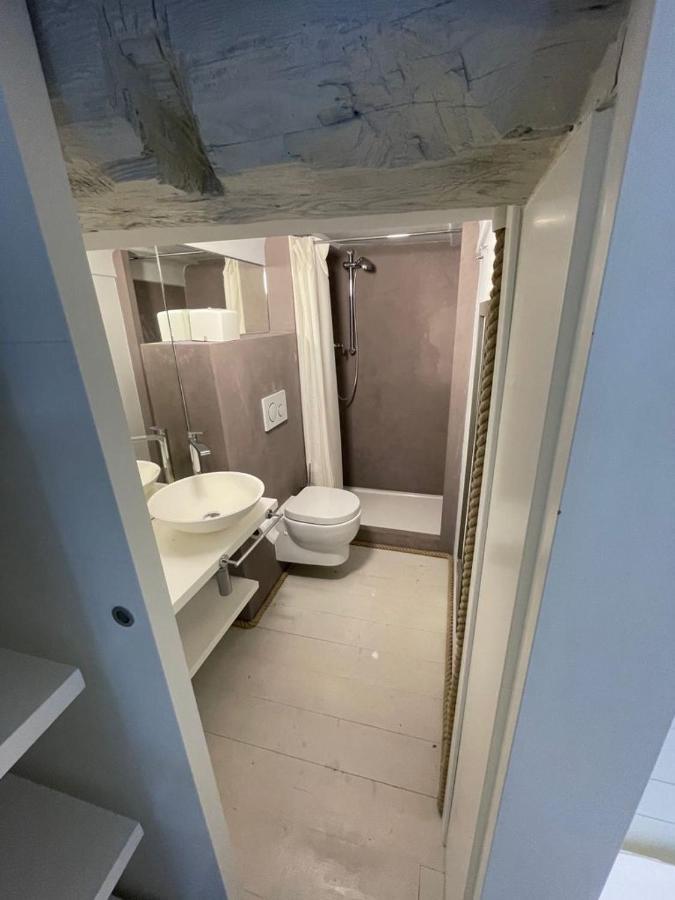 La Casa Di Tommy Apartment Рапало Екстериор снимка